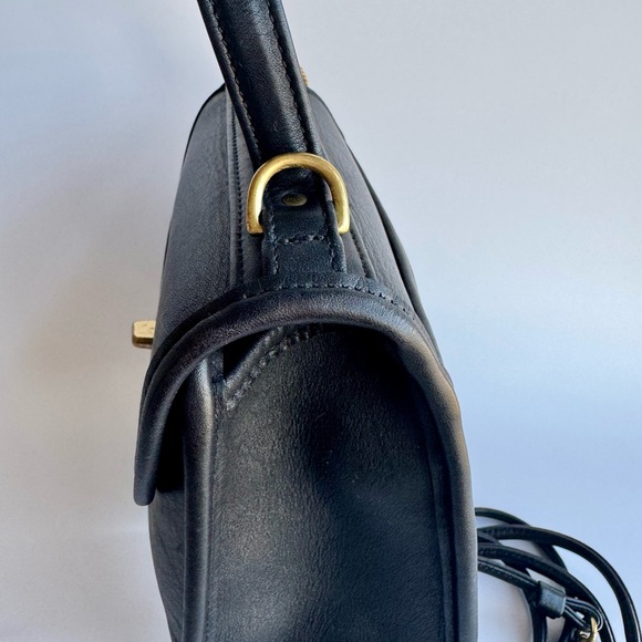 Vintage Coach Regina Handbag 9983 - Picture 9 of 12